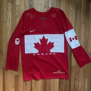 EUC NIKE Olympic Hockey Canada 2014 Winter Games Jersey Size S